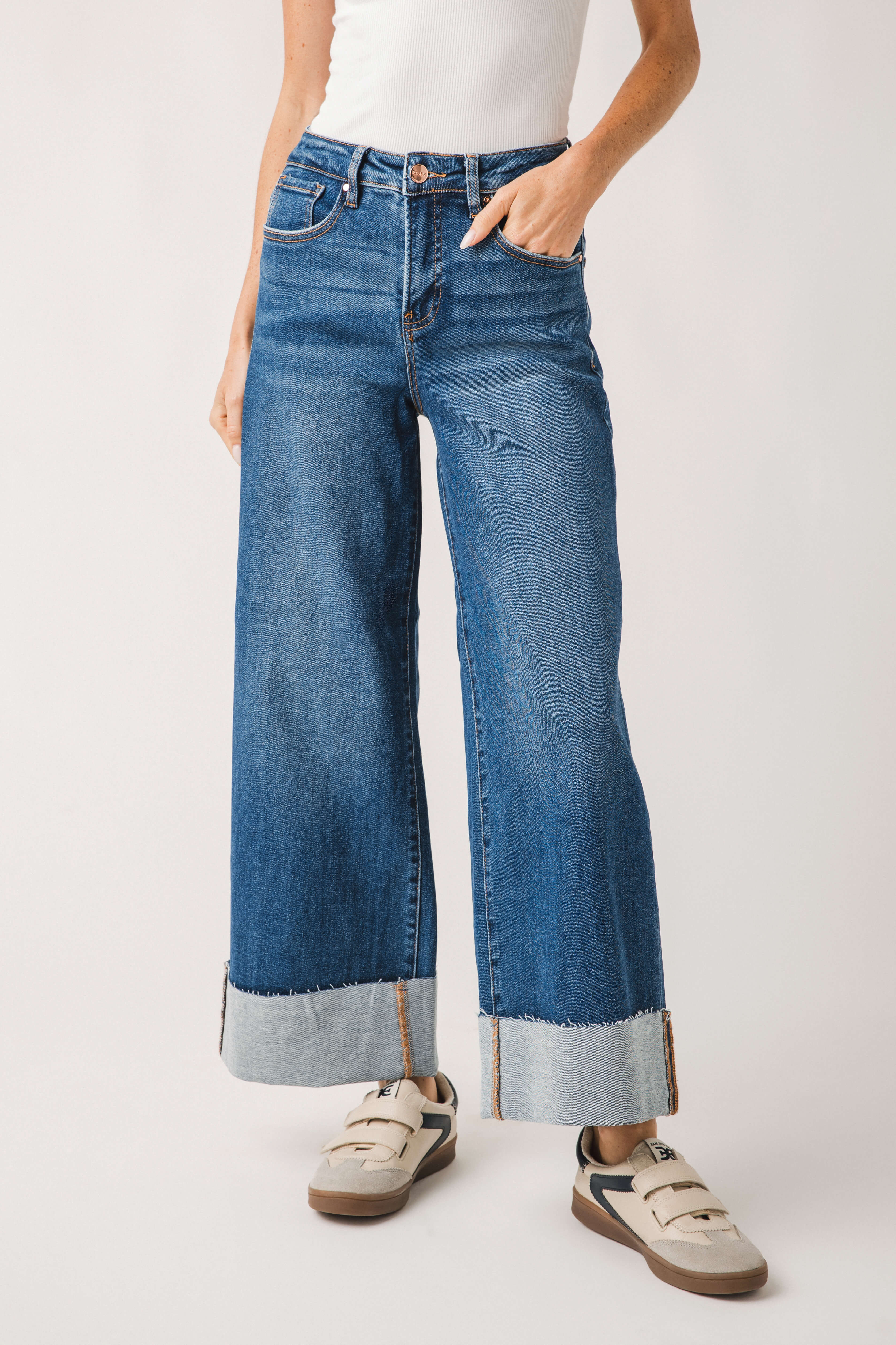 Risen Willow Ultra Wideleg Cuffed Jeans